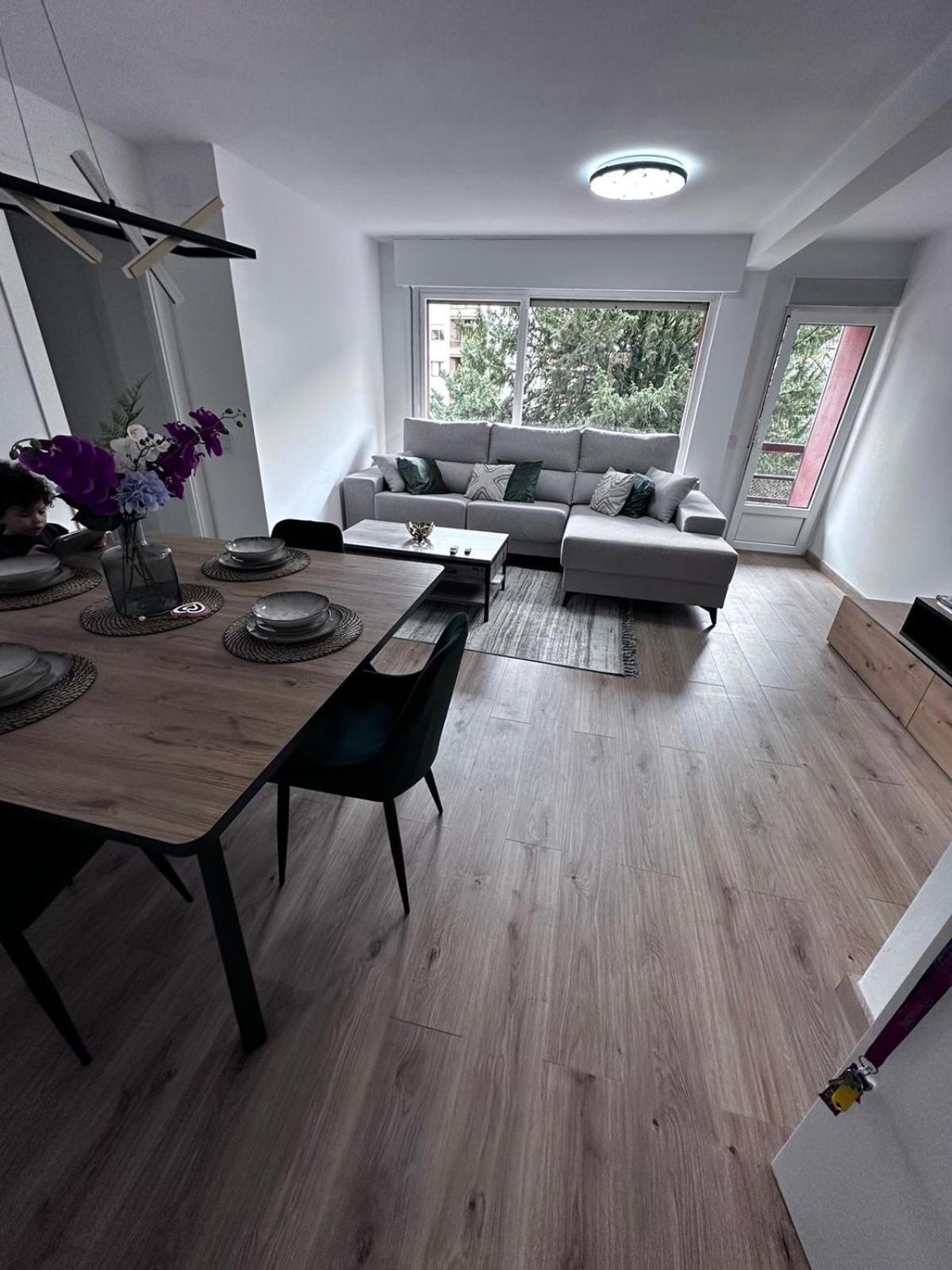Dh Apartamento Turistico Onís Buitenkant foto